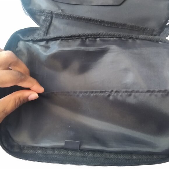 Bible Cover for Standard-Sized Bible - black - Picture 7 of 10